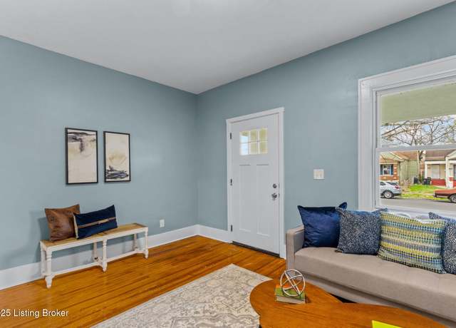 Property at 2615 Elliott Ave, Louisville, KY 40211, 2 beds, 1 bath