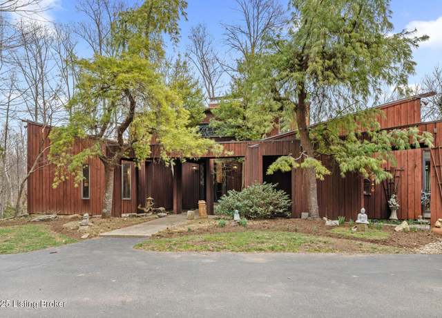 Property at 3501 Ramblin Creek Rd, Louisville, KY 40299, 3 beds, 2.5 baths