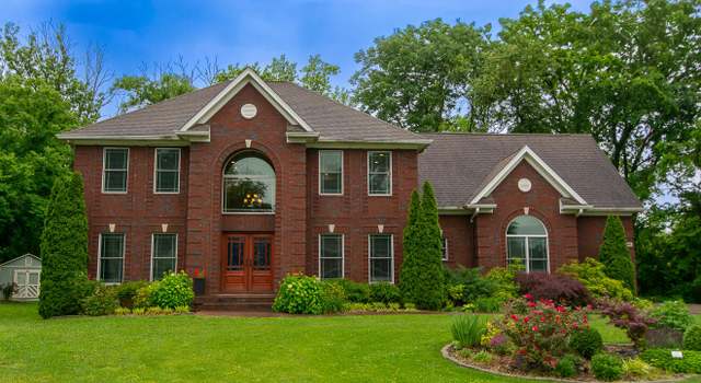 Photo of 9200 Axminster Dr, Louisville, KY 40299