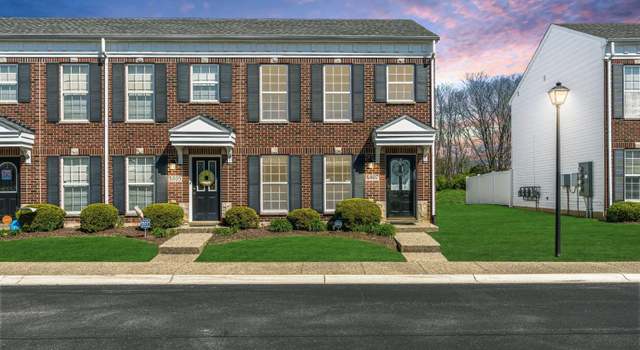Photo of 6807 Arbor Creek Dr, Louisville, KY 40228