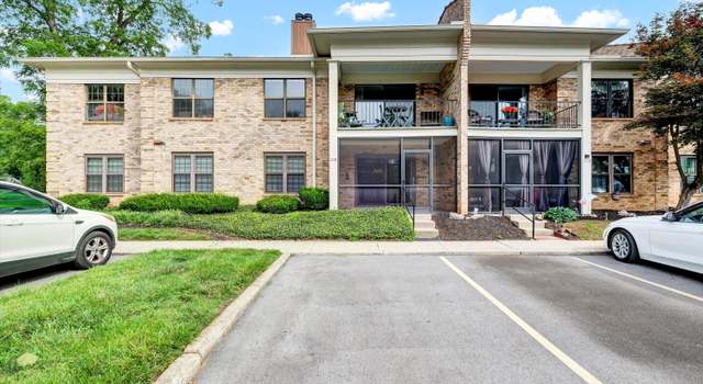 Photo of 1800 Manor House Dr Unit 100-8, Louisville, KY 40220