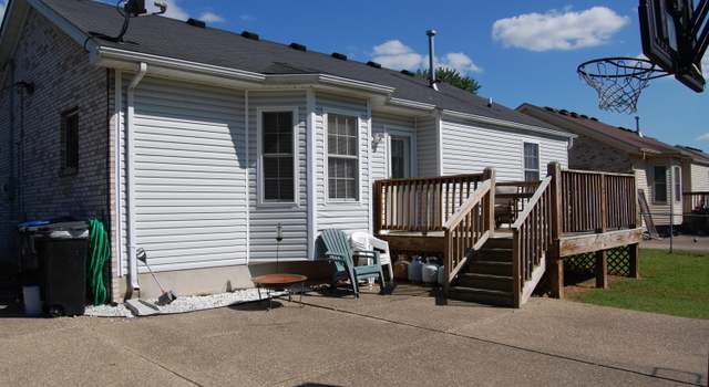 Photo of 11608 Gamay Ln, Louisville, KY 40272