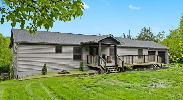 Photo of 190 Quail Call Ct, Taylorsville, KY 40071