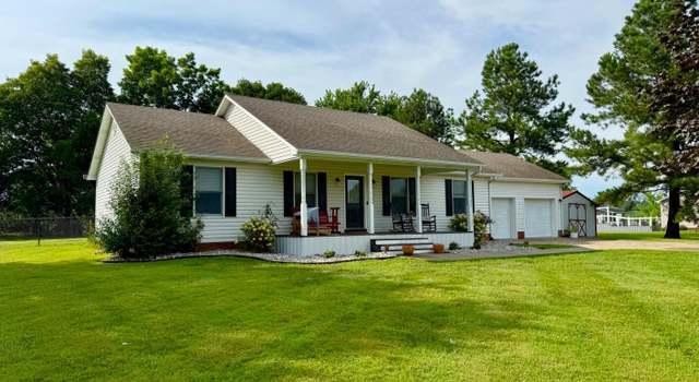 Photo of 165 Honeysuckle Dr, Leitchfield, KY 42754