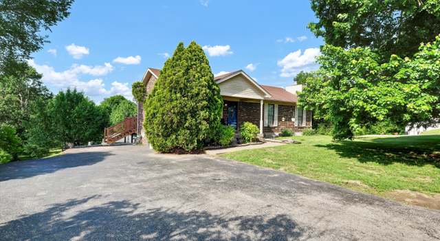 Photo of 1401 Brooks Hill Rd, Brooks, KY 40109