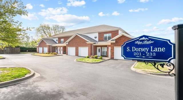 Photo of 225 S Dorsey Ln, Louisville, KY 40223