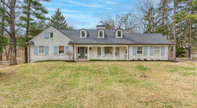 Property at 1006 Bellewood Rd, Anchorage, KY 40223, 5 beds, 3 baths