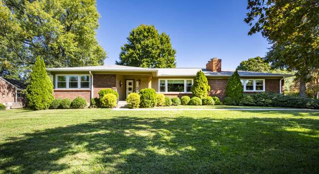 Photo of 2011 Northfield Dr, Northfield, KY 40222