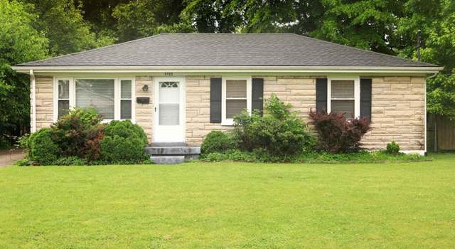 Photo of 7725 Poinsettia Dr, Louisville, KY 40258