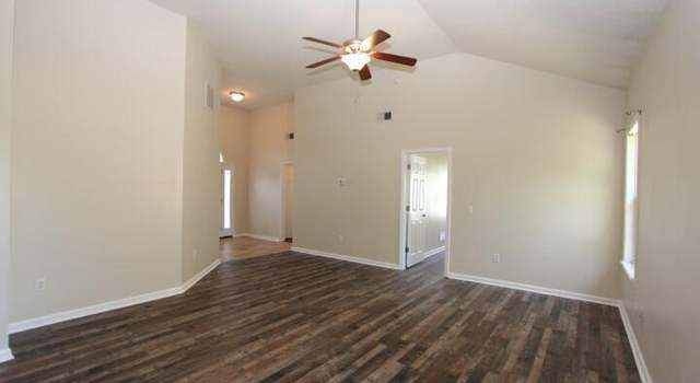 Photo of 5024 Paddock Loop, Lawrenceburg, KY 40342