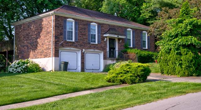 Photo of 12412 Crosswinds Dr, Louisville, KY 40243