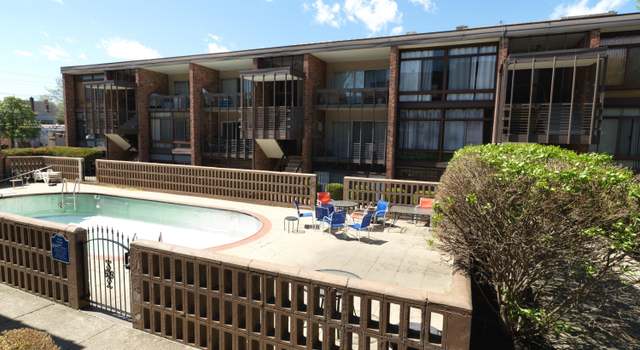 Photo of 1040 Cherokee Rd Unit D3, Louisville, KY 40204