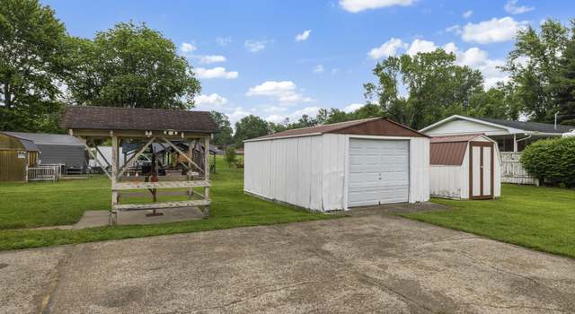 Photo of 3120 S Crums Ln, Louisville, KY 40216