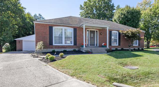 Photo of 7413 Spring House Ln, Louisville, KY 40291