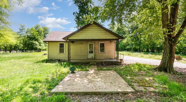 Photo of 3608 Mud Ln, Louisville, KY 40229