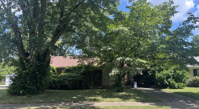 Photo of 3105 Redbud Ln, Louisville, KY 40220