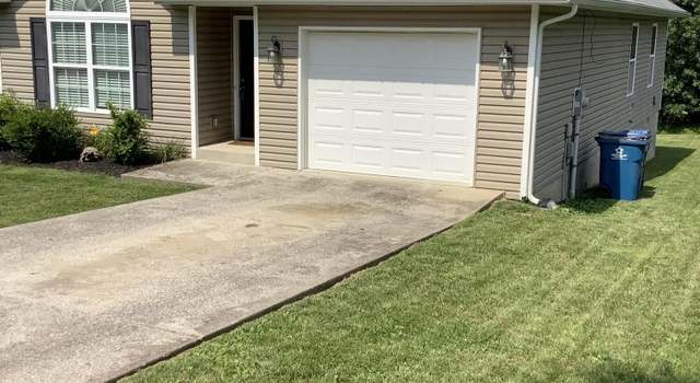 Photo of 311 Stamper Ave, La Grange, KY 40031