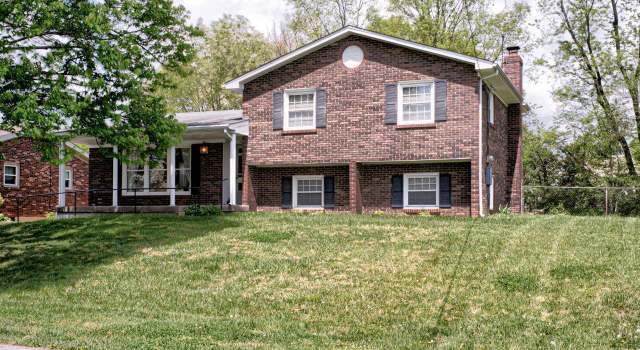 Photo of 7113 Rolling Creek Blvd, Louisville, KY 40228