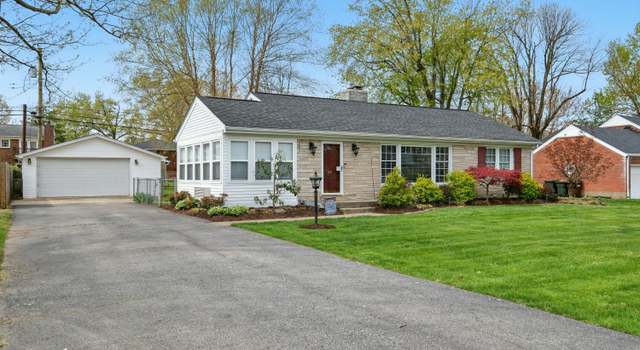 Photo of 44 Narwood Dr, Jeffersontown, KY 40299