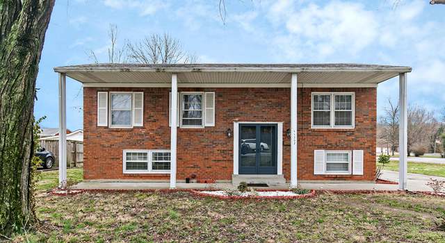 Photo of 11207 Lansford Dr, Louisville, KY 40272