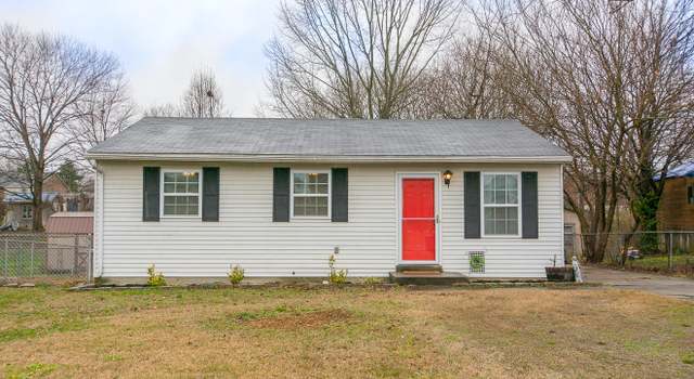 Photo of 12404 Somerset Dr, Louisville, KY 40229