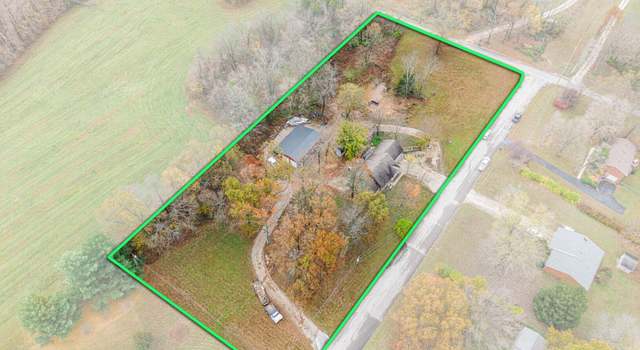 Photo of 215 Foxboro Rd, Brandenburg, KY 40108