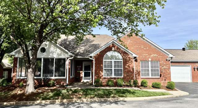Photo of 8118 St Andrews Village Dr, Louisville, KY 40241