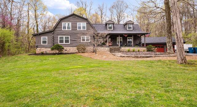 Photo of 144 Rosswoods Dr, Pewee Valley, KY 40056