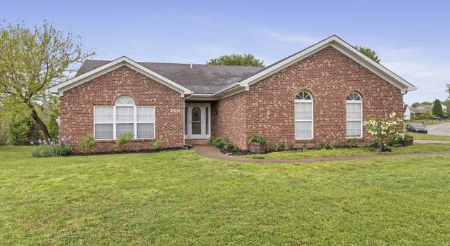 Photo of 10700 Black Walnut Blvd, Louisville, KY 40229