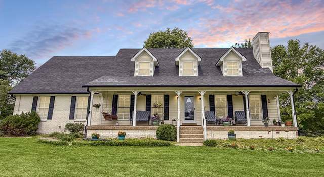 Property at 1075 Hubbard Ln, Mt Washington, KY 40047, 5 beds, 3 baths