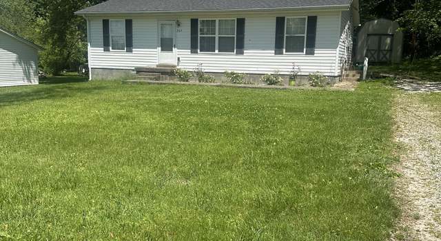 Photo of 209 Center St, Irvington, KY 40146