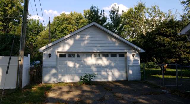 Photo of 3315 Autumn Way, Louisville, KY 40218