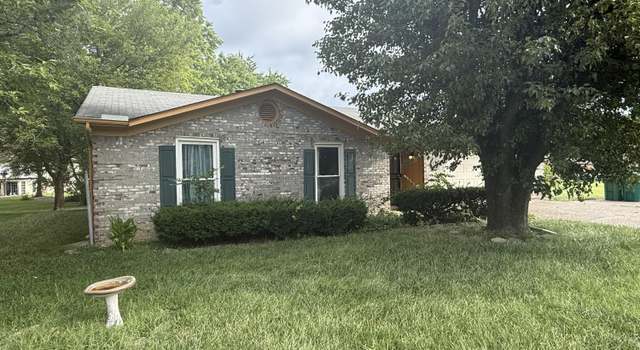 Photo of 4805 E Indian Trl, Louisville, KY 40218