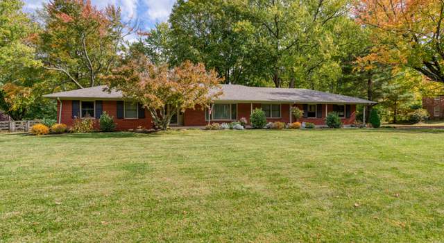 Photo of 703 Linden Dr, Anchorage, KY 40223