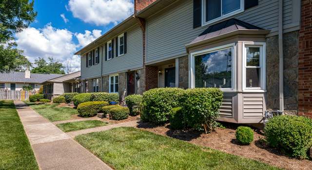 Photo of 10609 Sycamore Grn, Louisville, KY 40223