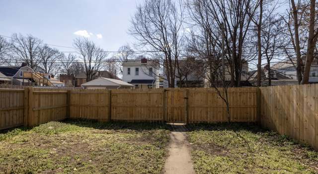 Photo of 426 E Oak St, Louisville, KY 40203