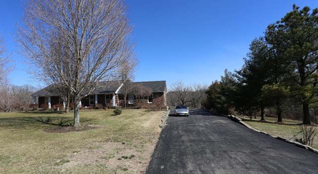 Photo of 230 Beechwood Cir, Mt Washington, KY 40047