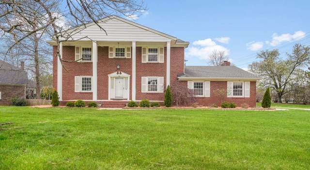 Photo of 100 S Whipps Mill Rd, Louisville, KY 40222