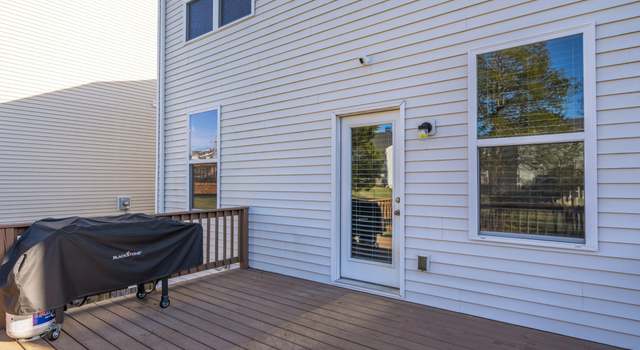 Photo of 5016 Fawn Valley Dr, Louisville, KY 40299