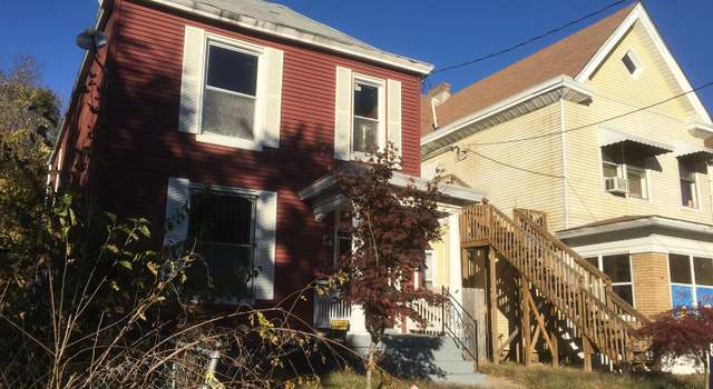 Photo of 2611 W Chestnut St, Louisville, KY 40211