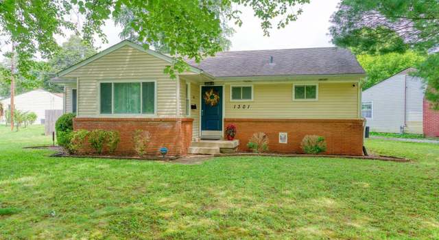 Photo of 1301 Mark Trail Rd, Louisville, KY 40242