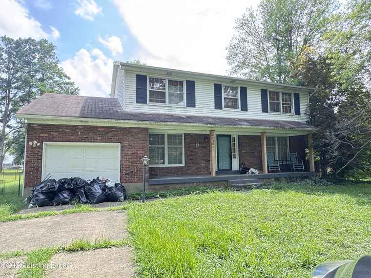 Photo of 6504 Moorman Rd Louisville, KY 40272