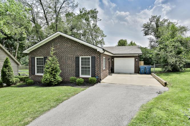 1724 Grandview Ave, Shelbyville, KY 40065 | MLS# 1535791 | Redfin