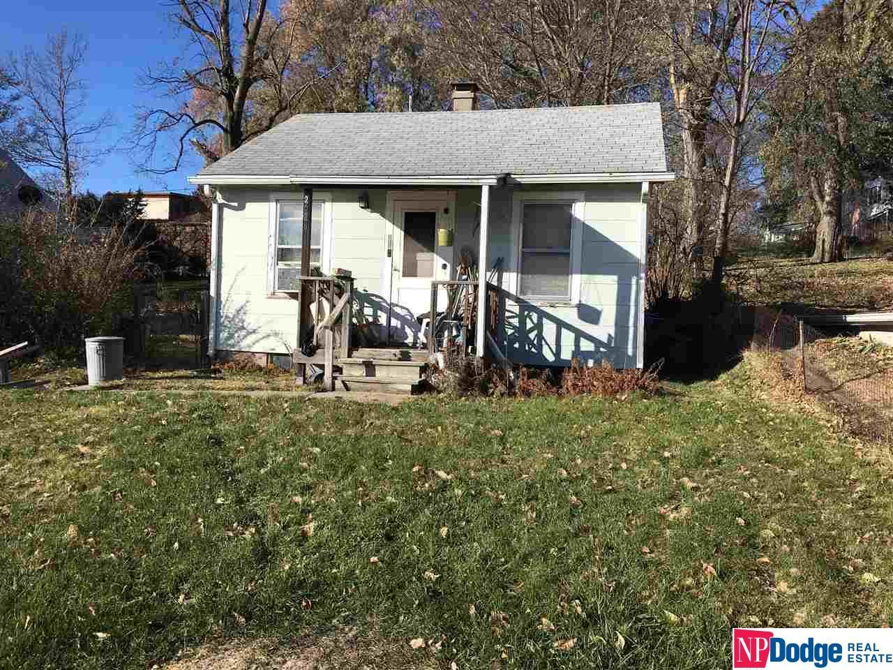 2026 N 67th St, Omaha, NE 68104 Redfin