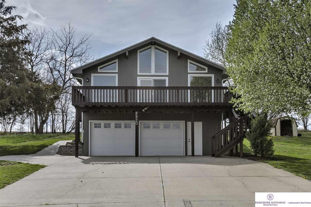 8920 Monroe Ct Plattsmouth Ne 68048 Mls 21807281 Redfin Photos And Other Media
