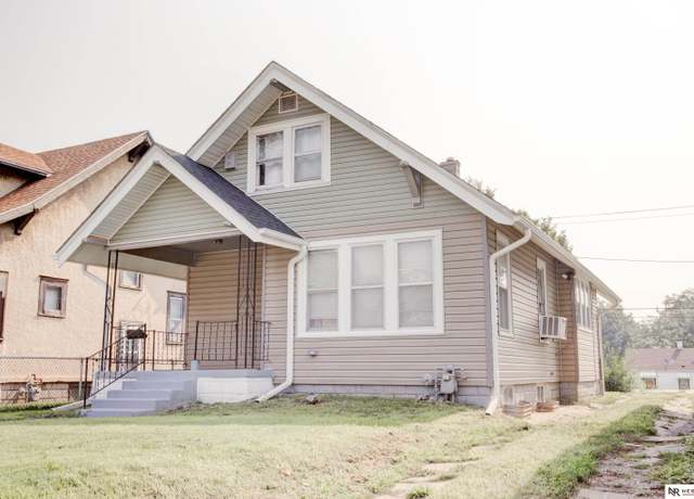 Property at 6759 N 24th St, Omaha, NE 68112, 3 beds, 2 baths