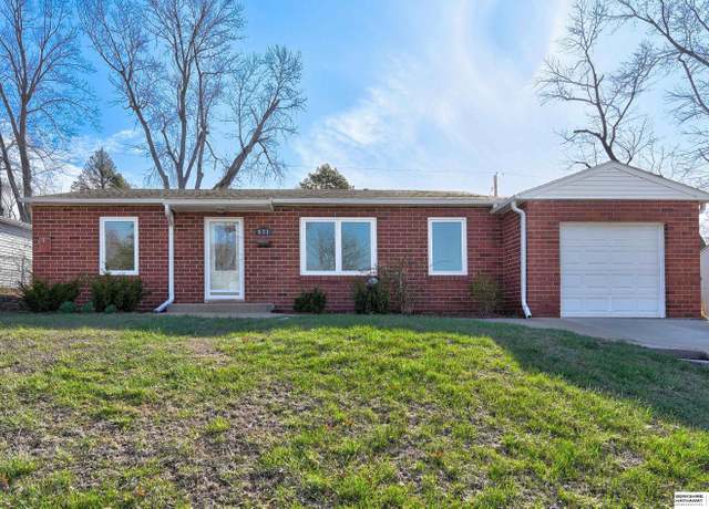 Property at 531 S 69th St, Omaha, NE 68106, 3 beds, 1 bath