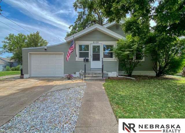 Property at 8109 Q St, Ralston, NE 68127, 2 beds, 1 bath