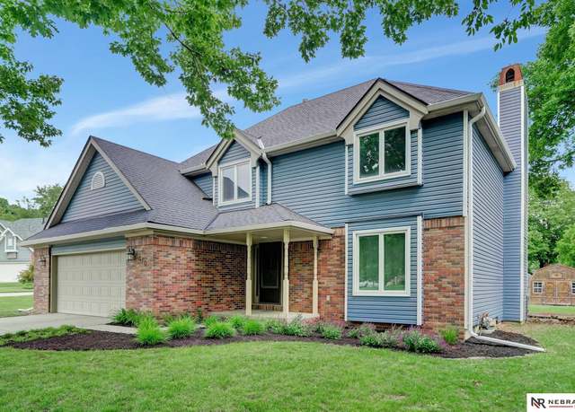 Property at 2610 Norman Cir, Lincoln, NE 68512, 4 beds, 3.5 baths