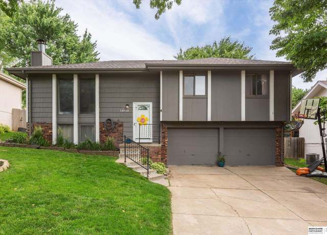 Property at 14820 N St, Omaha, NE 68137, 3 beds, 2.5 baths